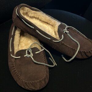 UGG Dakota Women's Moccassin Slipper - Dark‎ Brown Suede Size US 10 M